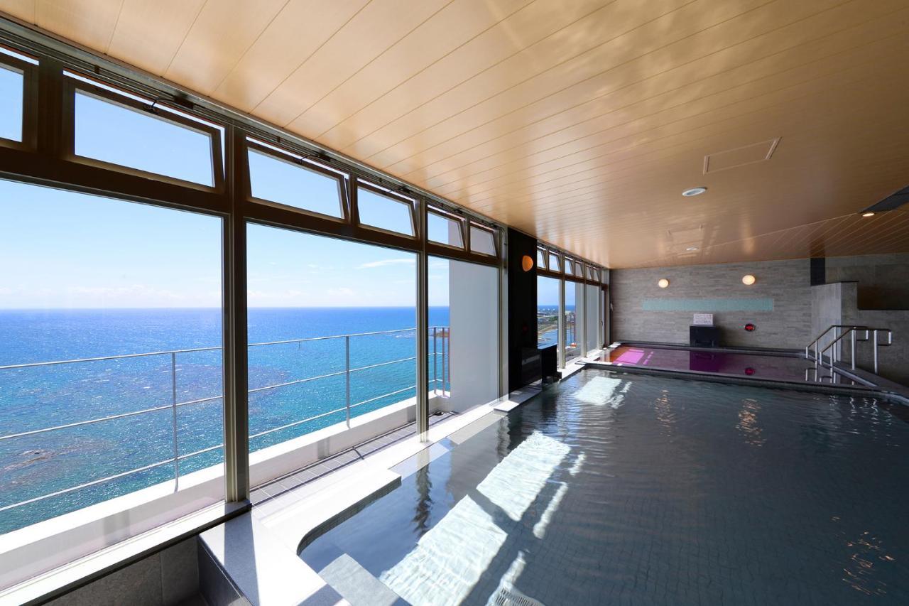 Vessel Hotel Campana Okinawa Chatan Eksteriør bilde